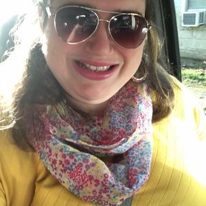 Meet your Posher, Amanda renee